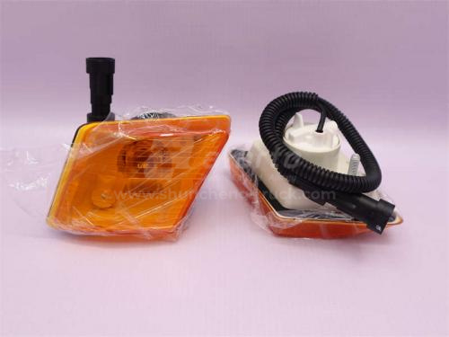 Фонарь поворота SHAANXI X3000/X5000/H3000S левая (оригинал)