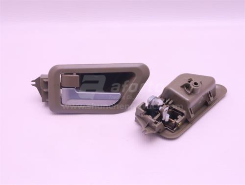 Ручка двери кабины внутренняя левый SHAANXI M3000 новая модель