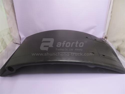Брызговик SHAANXI F2000 переднего колеса черная правый