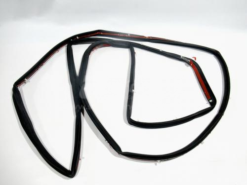 Резинка уплотнительная двери SHAANXI X5000 левый (оригинал)