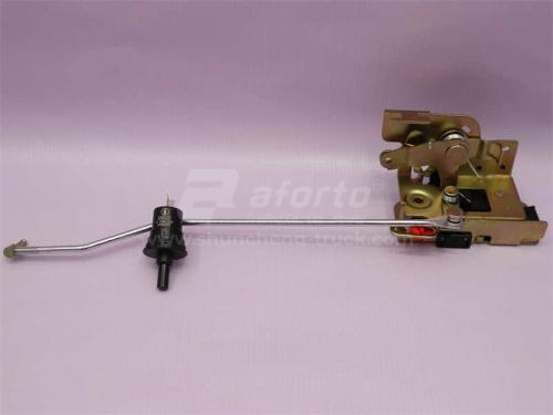 Замок двери кабины с тягой SHAANXI M3000 правый новая модель (оригинал)