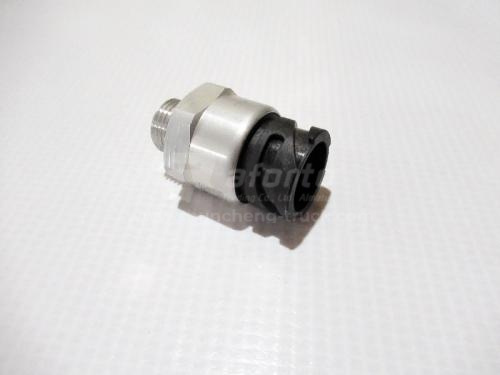 Датчик стоп сигналов SHAANXI X6000 WABC04410440010 (оригинал)