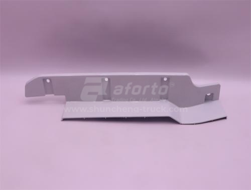 Накладка декоративная на бампер SHAANXI X3000 тягач белый левая