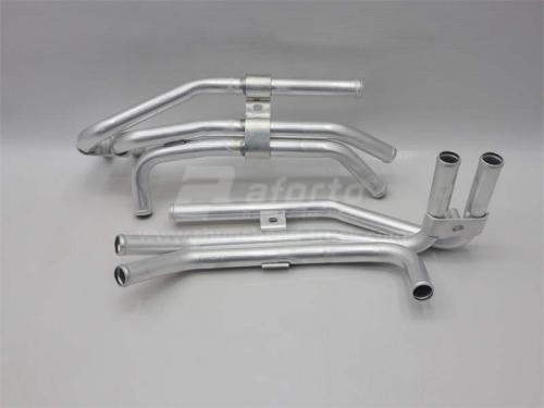 Труба крана печки SHAANXI X3000/X5000 алюминневый в сборе