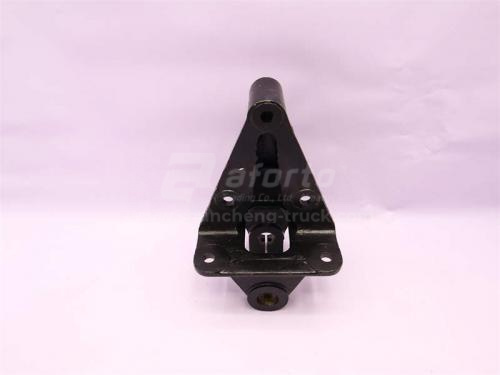 Кронштейн рессоры SHAANXI M3000 8*4 передней подвески задней левый (оригинал)