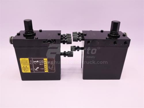 Гидронасос подъёма кабины ручной HOWO A7 самосвал SORL