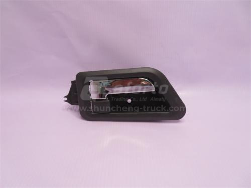 Ручка двери кабины внутренняя правая SHAANXI M3000 новая модель (хорошее качество)