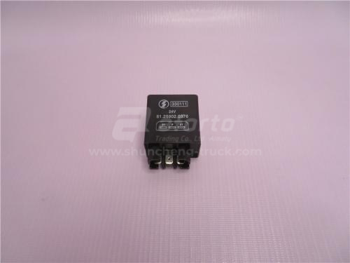 Реле 3 контактное SHAANXI 0376