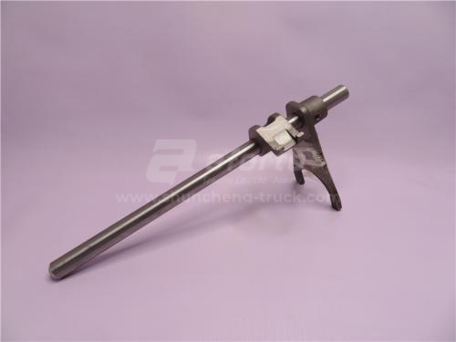 Вал КПП 5/6 передачи HW19712 в сборе с вилка