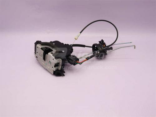 Замок двери кабины с тягой SHAANXI X3000 электрический левый