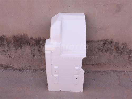 Брызговик SHAANXI X3000 переднего колеса белый левый