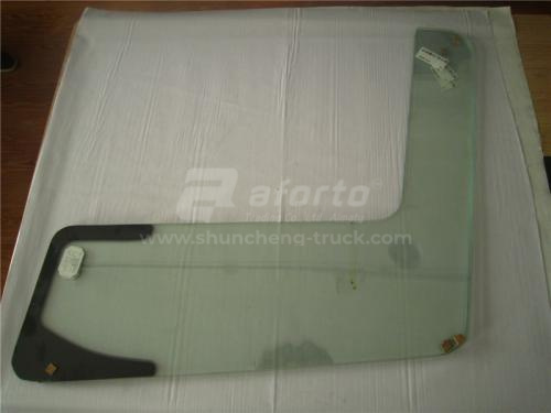 Стекло двери г-образное правое HOWO/V7