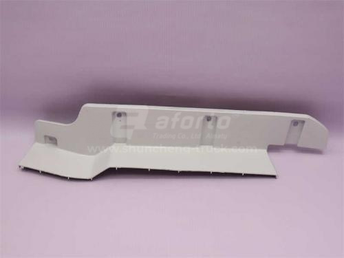 Накладка декоративная на бампер SHAANXI X3000 белый правая