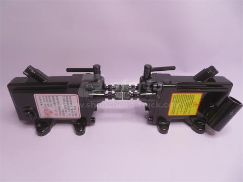 Гидронасос подъёма кабины ручной SHAANXI F2000 SORL