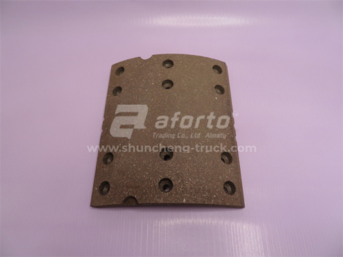 Накладка колодки тормозной задней 220 12 отв. новый автозапчасти на спец. технику 17954