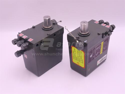 Гидронасос подъёма кабины ручной HOWO A7 самосвал (оригинал)