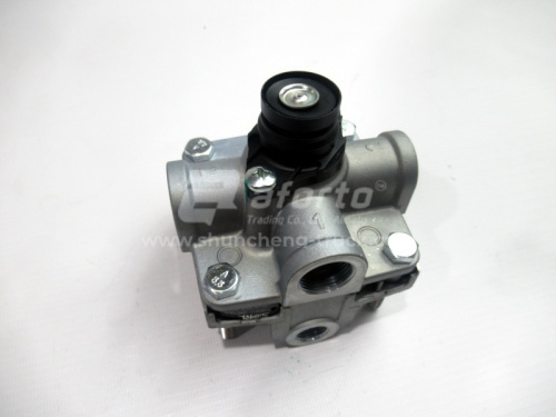 Клапан ускорительный МАЗ, DAF, FREIGHTLINER, IVECO, KRONE, K?GEL, MAN, MERCEDES-BENZ, RENAULT, SCANI