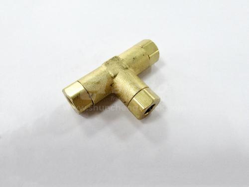 Резьбовое соединение тройник SHAANXI X5000 (оригинал)