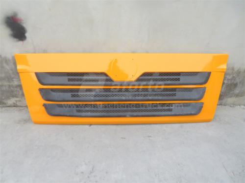 Капот SHAANXI F3000 с решёткой желтый
