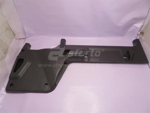 Обшивка двери SHAANXI F2000 правая