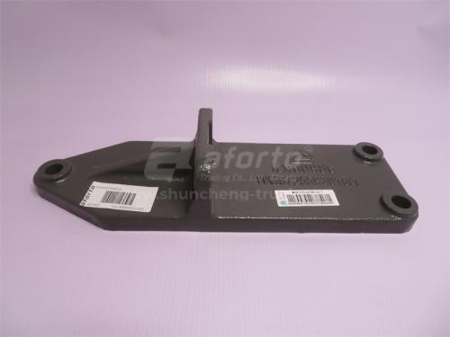 Кронштейн подушки двигателя HOWO 2010 задней 16мм (оригинал)