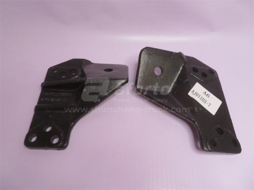 Кронштейн двигателя SHAANXI F3000 левый