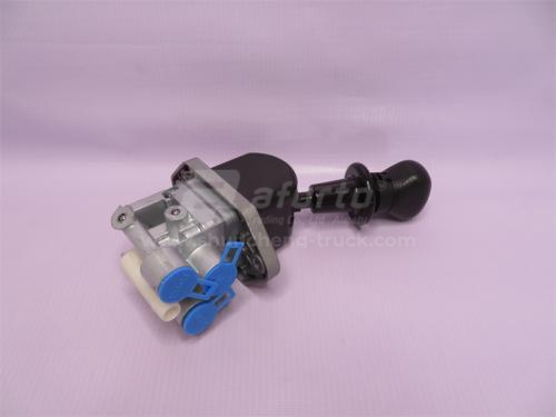 Клапан воздушный стояночного тормоза NORD BENZ (3 отверстия с боку 14MM) SORL