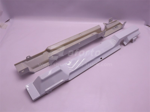 Заглушка навеса двери HOWO V7 правая белая