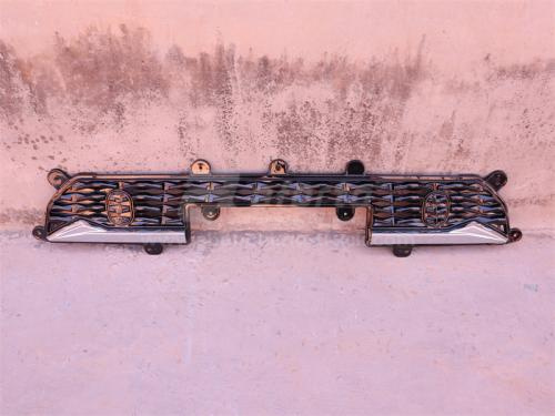 Решётка бампера SHAANXI X6000 (оригинал)