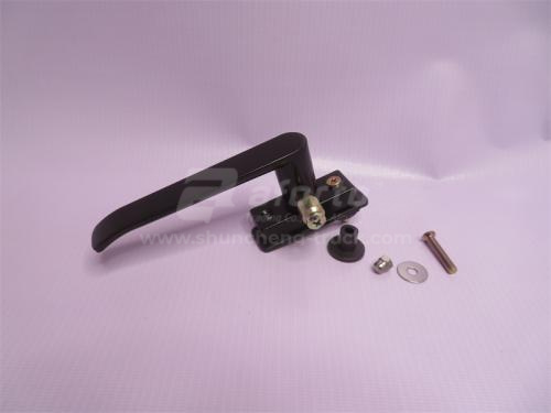 Ручка открывания форточки двери Каток XCMG XS162J (оригинал)