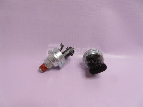 Датчик давления масла YUCHAI 6J 14mm (оригинал)