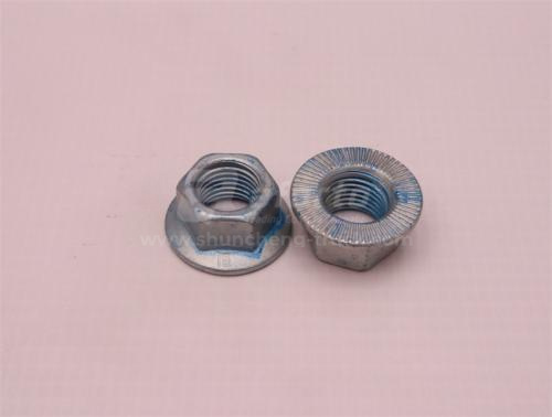 Гайка 14*1.5 кронштейн двигателя HOWO TX  (оригинал)