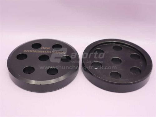 Крышка прижимная подшипника балансира SHAANXI X3000/M3000