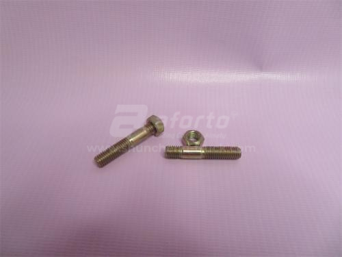 Шпилька 8*45*1.25 WD615 помпы с гайкой