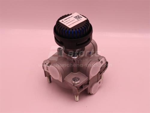 Клапан ускорительный SHAANXI X3000/X5000/X6000/L3000 0105 (оригинал)