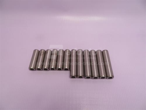 Втулки направляющие клапанов SHANGCHAI D6114B/D9 (12 шт)
