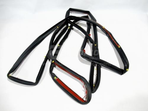 Резинка уплотнительная двери SHAANXI X5000 правый (оригинал)