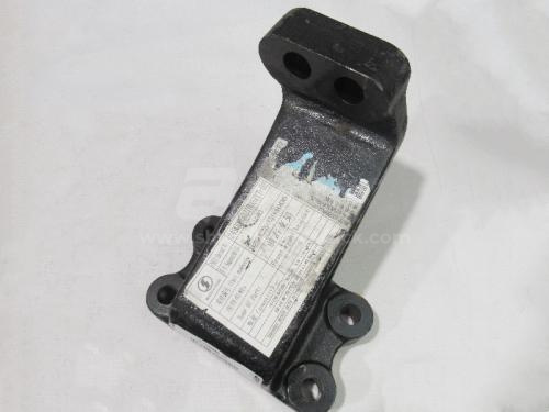 Кронштейн двигателя SHAANXI X6000 передний правый (оригинал)