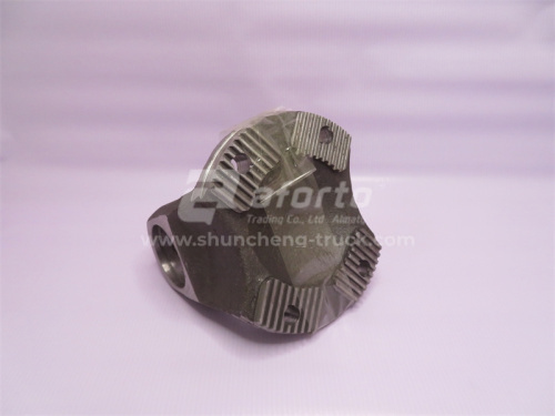 Фланец кардана SINOTRUK TX/FAW D = 160 /крестовина D = 62 /Отверстий = 4