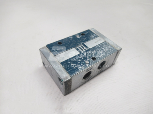 Клапан магистральный 3-х ходовой 2-х позиционный DAF, MAN (5710400000)