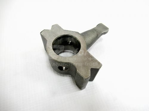 Держатель вилки поперечного вала КПП 12JSDX240TA(оригинал)