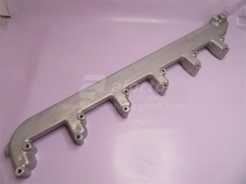 Труба подачи антифриза из ГБЦ HOWO 0104 (оригинал)