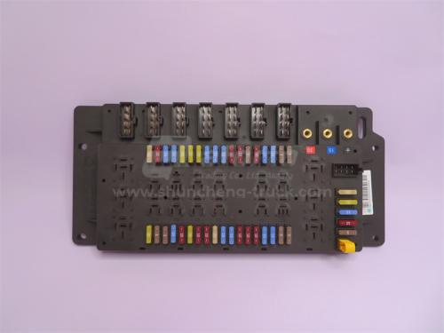 Блок предохранителей HOWO (оригинал) Блок предохранителей HOWO (оригинал)