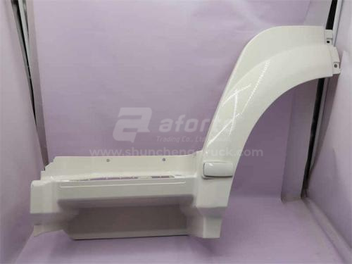 Крыло HOWO 2008 переднее левое (передняя часть) белое