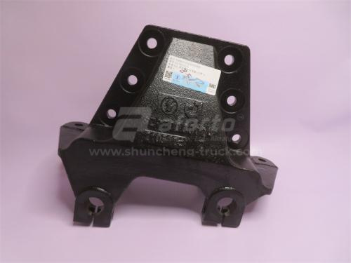 Кронштейн рессоры SHAANXI M3000 8*4 передней подвески передней правый (оригинал)