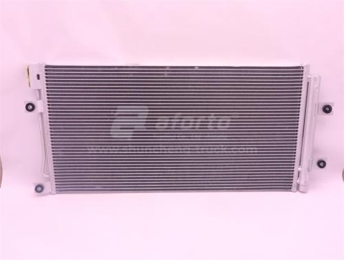 Радиатор кондиционера HOWO TX/SITRAK