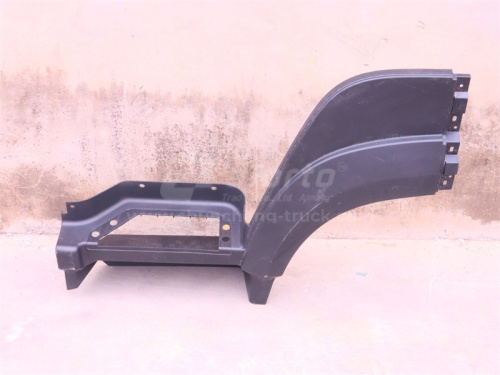 Крыло HOWO V7 переднее левое (передняя часть) черная