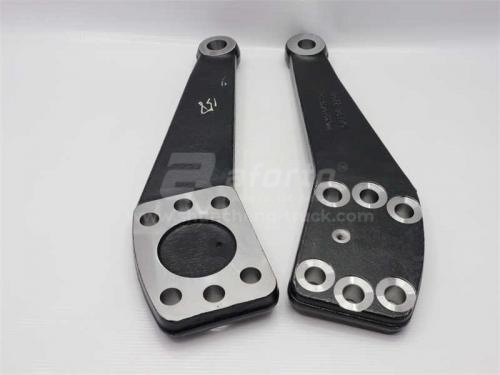 Сошка поперечной рулевой тяги HOWO 70T правая (оригинал)