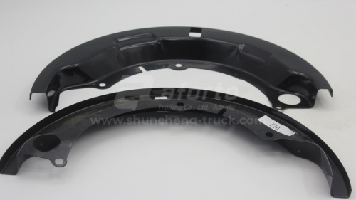 Кожух пылезащитный ступицы передней HOWO  TX левая+правая