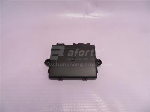 Блок управления HOWO A7 центрального замка и стеклоподъемников R